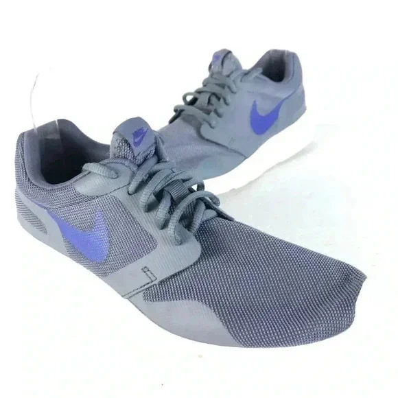 Nike sneakers - Picture 1 of 7